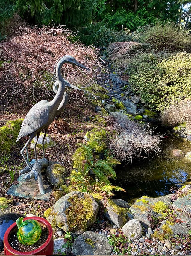 The very act of envisioning, planning, and creating a memorial garden can help you focus on things beautiful and symbolic that capture the essence of your lost loved one.  © Photographer: Kathy Wolfe