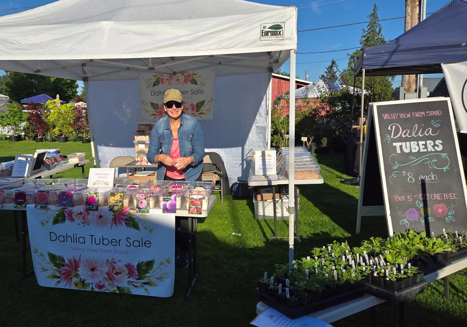 25-0417_Pic-6 50+ vendors will be selling plants, garden art, jewelry, fibers, woodwork, food etc.